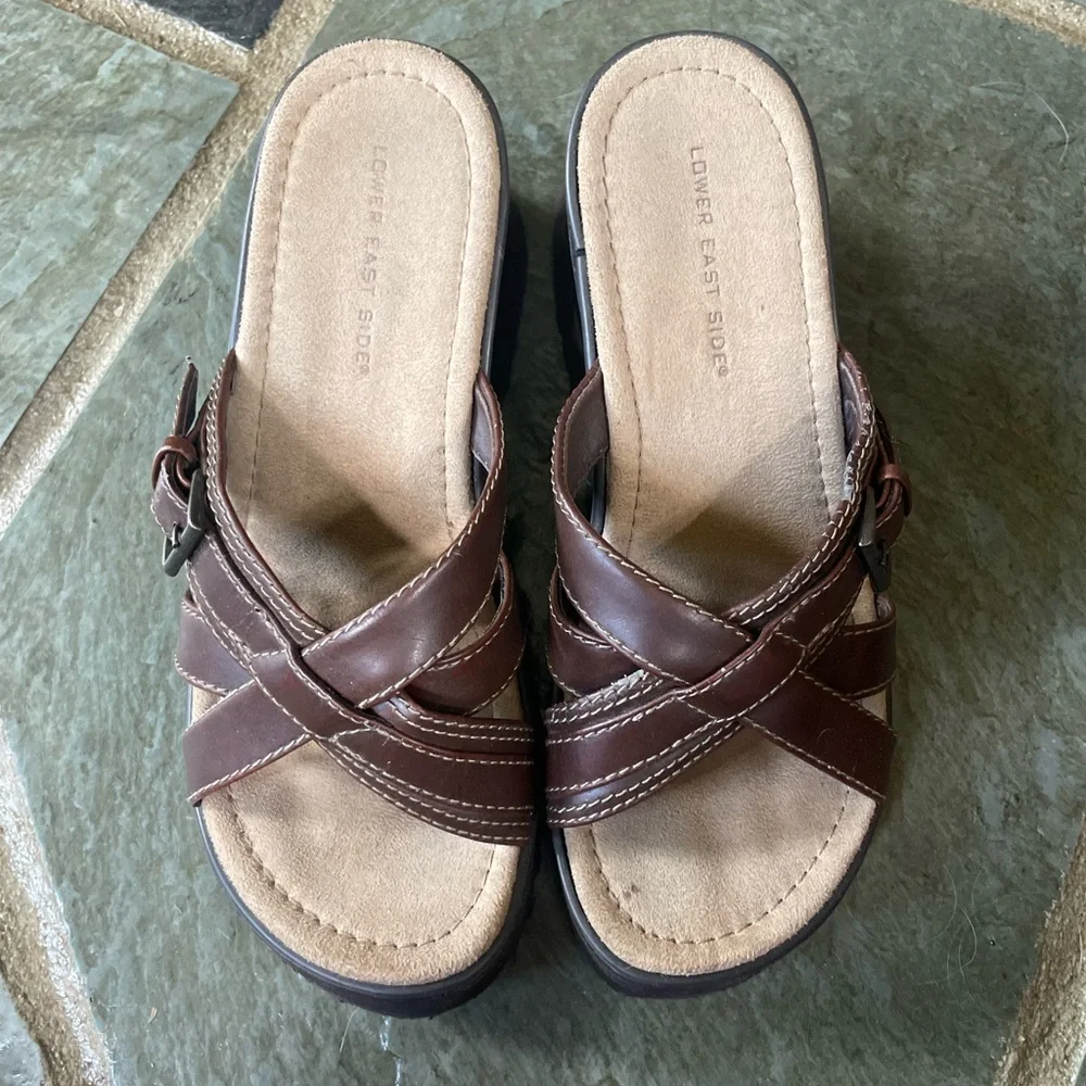 LOWER EAST SIDE Brown Leather Crisscross Platform Sandals